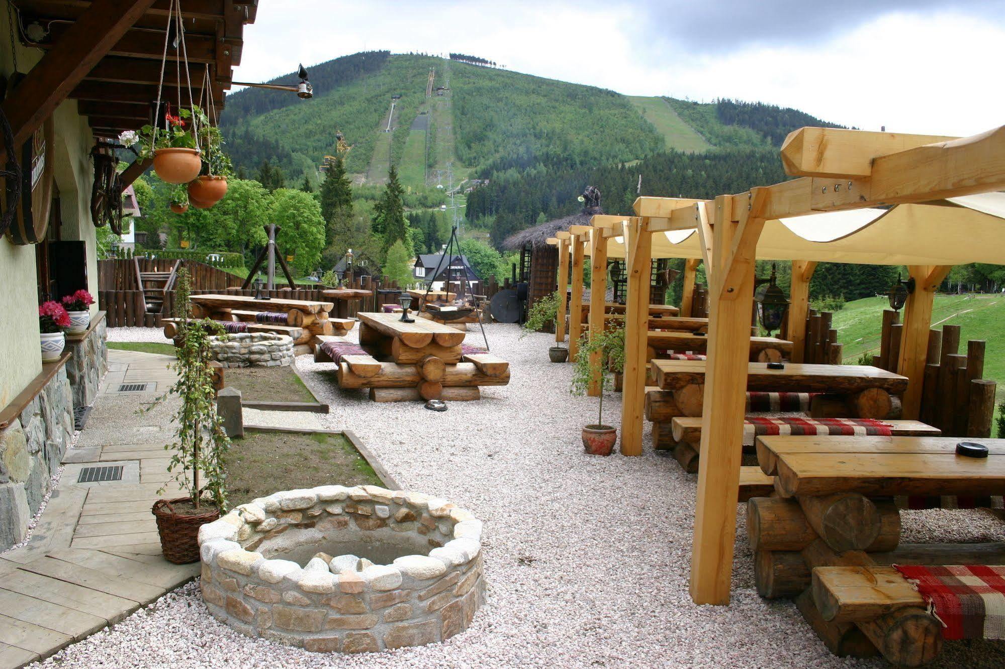 Penzion Rotunda Harrachov Ngoại thất bức ảnh